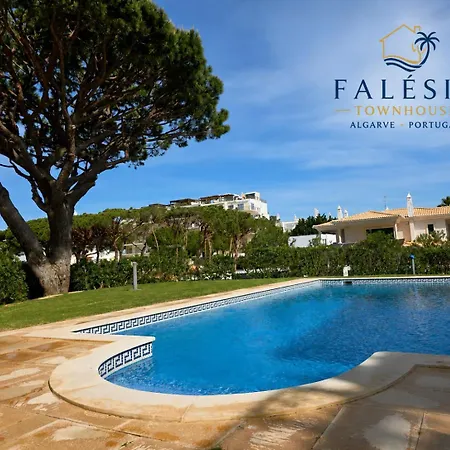 Feriehus Falesia Townhouse - Walk To - Pool - Garage *