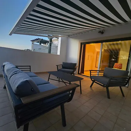 Falésia Townhouse - Walk To - Pool - Garage