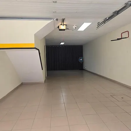 Falesia Townhouse - Walk To - Pool - Garage Feriehus